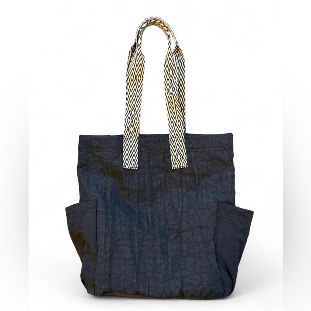 Universal Thread Lightweight Everyday Tote. Perfe… - image 1